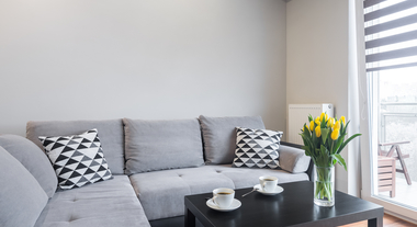 Decoração de sala pequena: um guia com ideias inteligentes e fotos de salas decoradas para você se inspirar 