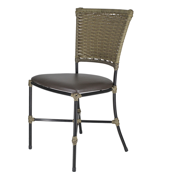 1 Cadeira Gramado Área Externa E Interna Jardim Em Fibra Tram