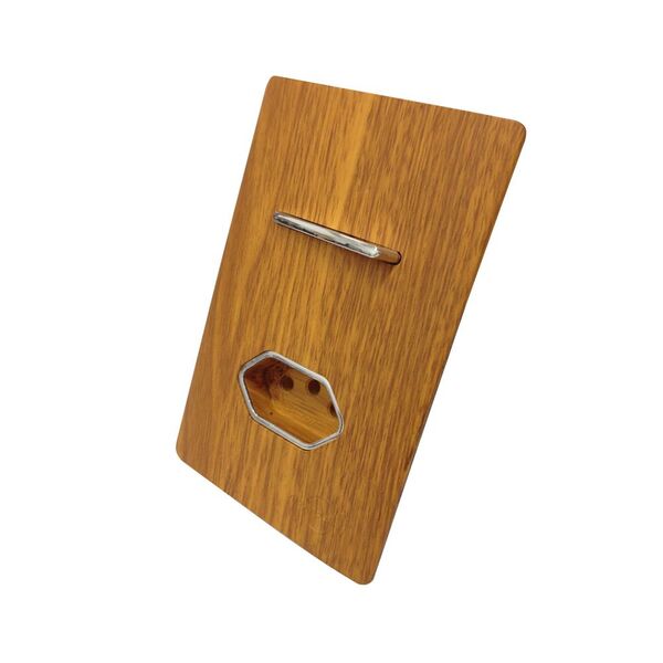 1 Interruptor Simples + Tomada Universal 2p+t 20a Com Placa 4