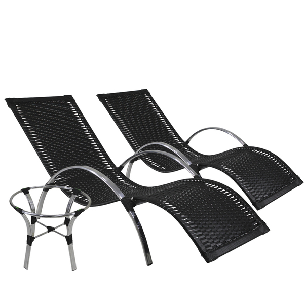 2 Espreguiçadeiras Ilha Do Mel Fibra Sintética Pret0 E Mesa C