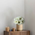 6 Gérberas Brancas Artificiais Com Haste Flexível E Toque Rea