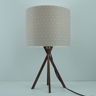 Abajur Base Madeira Cobre E Cúpula Tecido Rendado Bege