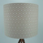 Abajur Base Madeira Cobre E Cúpula Tecido Rendado Bege