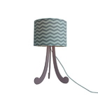 Abajur Base Madeira Rosa E Cúpula Chevron Cinza E Branca