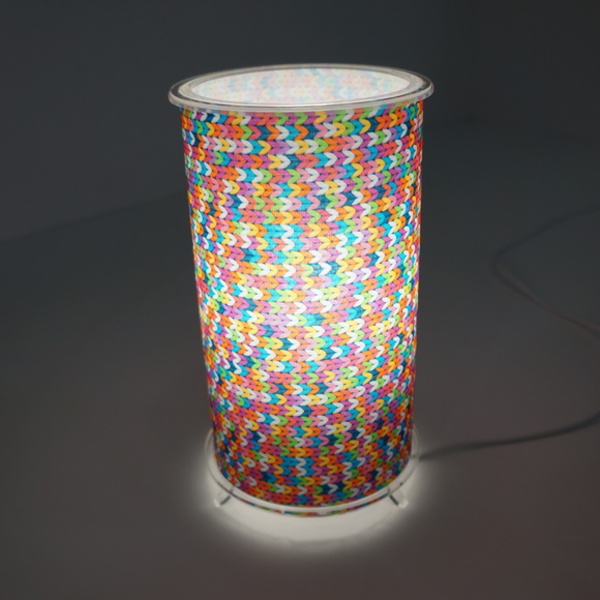 Abajur Cilíndrico Revestido Com Tecido Mini Poás Rosa E Branco