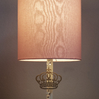 Abajur Infantil Coroa Base Branca Cúpula Cáqui 20x43