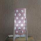 Abajur Tripé Madeira Branca E Cúpula Tecido Rosa Vazado