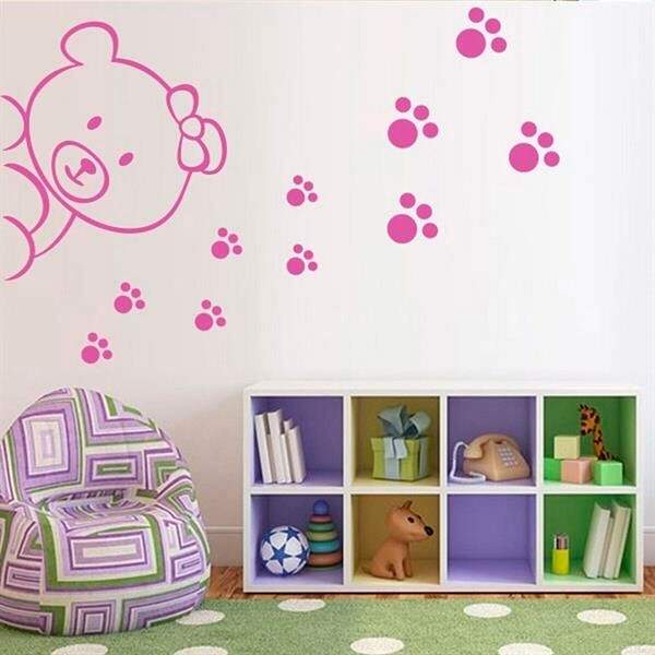 Adesivo De Parede Infantil Ursinha Com Pegadas - Extra Grande