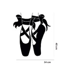 Adesivo De Parede Sapatilha Bailarina Mod 02 Medida:34 X 40 Cm