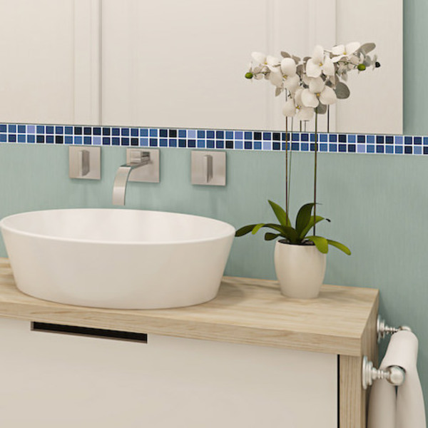 Adesivo de Pastilhas Liso em Faixas Azul Royal 3x30 cm com 15