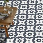 Adesivo Para Piso Ladrilho Geometrico Cinza E Branco Lavável