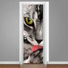 Adesivo Para Porta Gatinho Lambendo Patinha-93x210cm