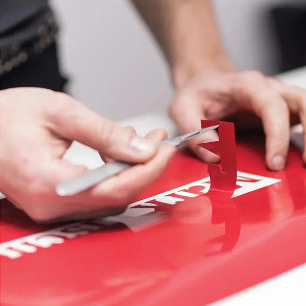 Adesivo Vinil Envelopamento Recorte Vermelho Vivo (1x0 50m)