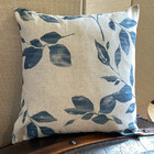 Almofada 50x50  Floral Ikat Azul