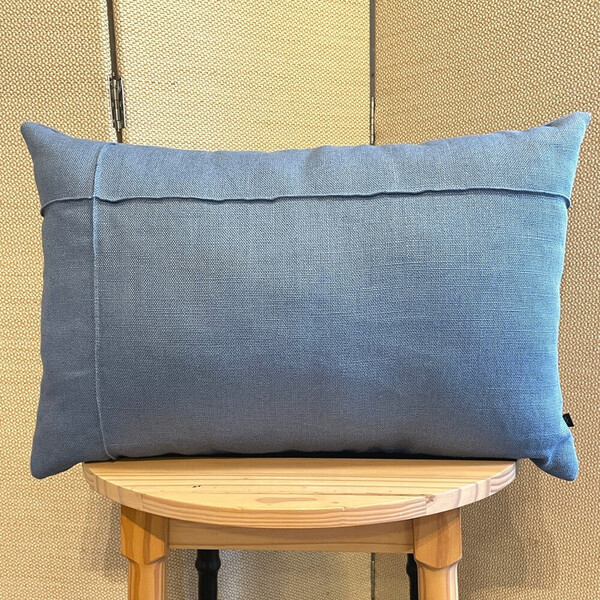 Almofada Bella Iii 40x60 Nervura Cruz Lateral  Azul Klein