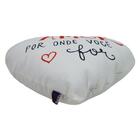 Almofada Coração Frases Espalhe Amor Branca 45cm X 30cm