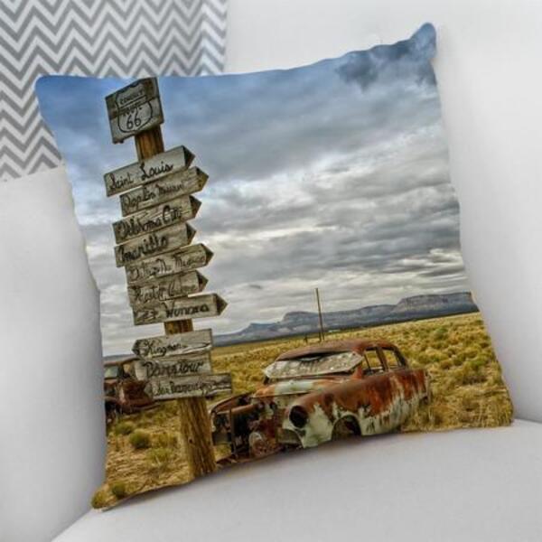 Almofada Decorativa Cheia C/ Zíper 40x40cm  Carro Rota 66