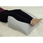 Almofada E Encosto Triangular Plushpillo  26 X 52 X 52 Cm