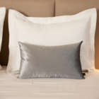 Almofada Em Veludo Cinza Prata Retangular Tipo:completa