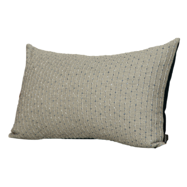 Almofada Linho Cinza Bordada Com Detalhes Azul Retangular Tip