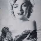 Almofada Marilyn Vestido De Renda Preto & Branco 42x42cm Unia