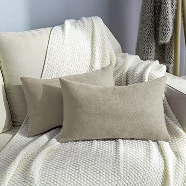 Almofada Retangular Suede 30x50cm Bege - Capa Com Enchimento