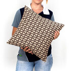 Almofada Tabaco De Linho Geométrica 45cm X 45cm Com Enchiment