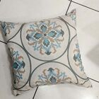 Almofada Tecido Jacquard  Cinza Detalhado