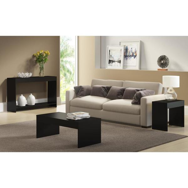 aparador com mesa de centro e mesa