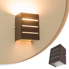 Arandela 2 Focos C/ 3 Frisos Externa Parede Muro Marrom