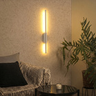 Arandela de Efeito IP20 Luz Amarela Haste Branca