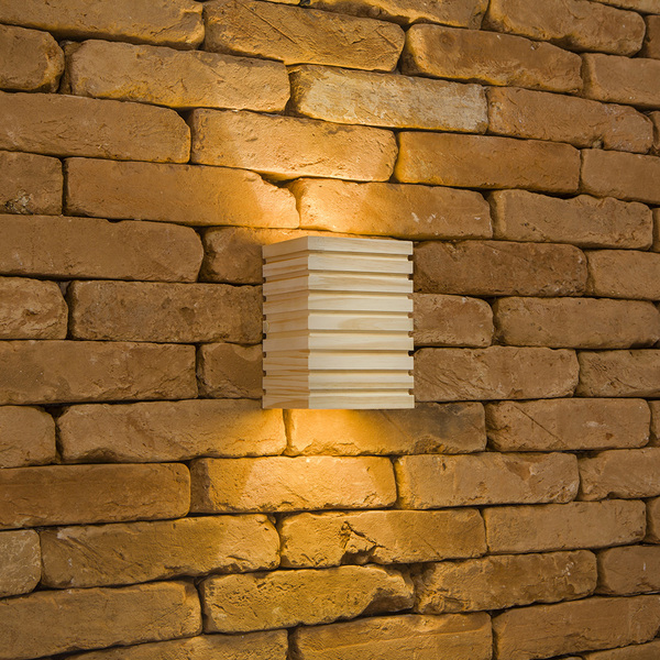 Arandela De Madeira Pinus 2 Focos Parede C/ Friso Decorativo