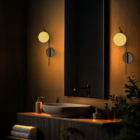 Arandela Parede Stick Light Preto Globo Leitoso 10cm