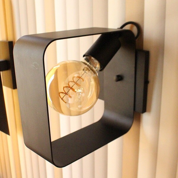 Arandela Square 20cm E27 Preta Para Salas E Quartos