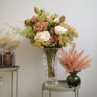 Arranjo Artificial De Flores Envelhecidas No Vaso Trouxinha P