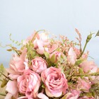 Arranjo De Rosas E Hortênsias Artificiais No Vaso De Vidro Li