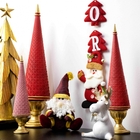 Árvore Decorativa De Natal Em Resina Vermelho E Dourado 24x6