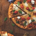 Assadeira Para Pizza Vermelha Alumínio Antiaderente Perfurada