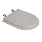 Assento Sanitário Póliester Branco Fechamento Comum Fixação Prata para Vaso Celite Riviera
