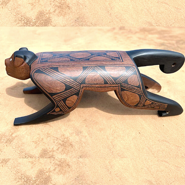 Banco Indígena Grande Macaco - Etnia Mehinako Mod. 2