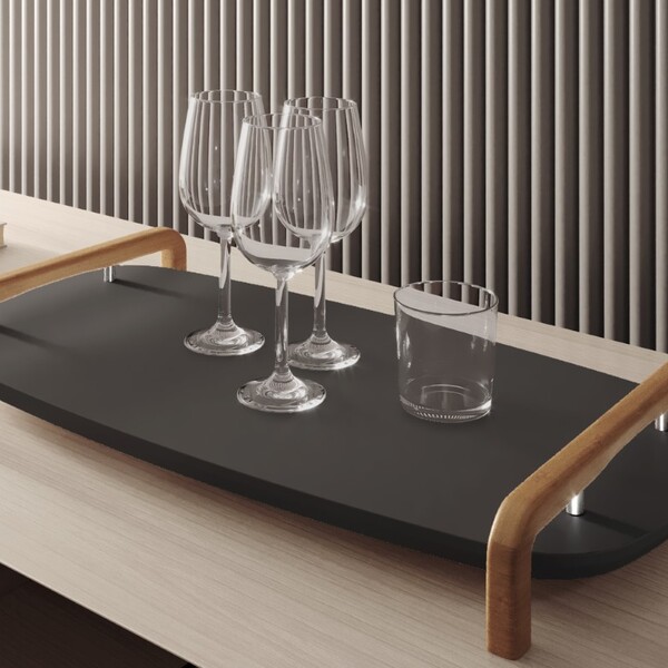 Bandeja Decorativa Barcelona Em Madeira E Detalhe Prata Laca