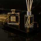 Bandeja Decorativa Base De Vidro Preto Alças Dourada 25x15cm