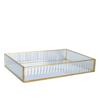 Bandeja Decorativa Para Sala Dourada Aralsk M 30 Cm