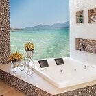 Banheira De Hidromassagem Prima Maggiore Em Gel Coat Gran Lux