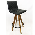 Banqueta Alta Madeira Giratória Angélica Matelassê Dunas Fact