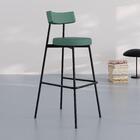 Banqueta Alta Stout Ae: 100 / Aa: 75cm C/02 Un.