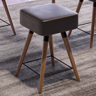 Banqueta Baixa Decorativa Rio 50x32cm Com Pés Palito Corano P