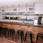 Banqueta Berlim Alta Estrutura Em Aço Com Pintura Automotiva