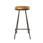 Banqueta Canastra Couro Caramelo Base Metal Preto