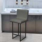 Banqueta Decorativa Iris Para Cozinha Corino Cinza Base Preta